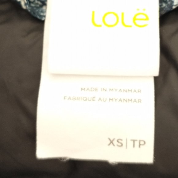 Women's Lole size XS ultra-light weight, packable vest with sac - like new - Picture 12 of 16